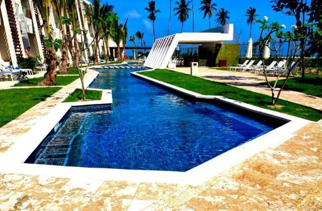 Hotel All Inclusive Now Onyx Punta Cana Preferred Club piscina